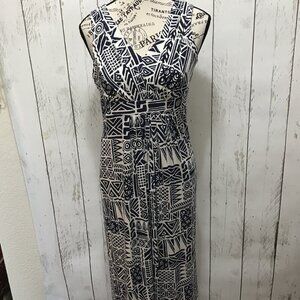 Ann Taylor Loft Petites sundress, maxi dress, in navy and white size SP